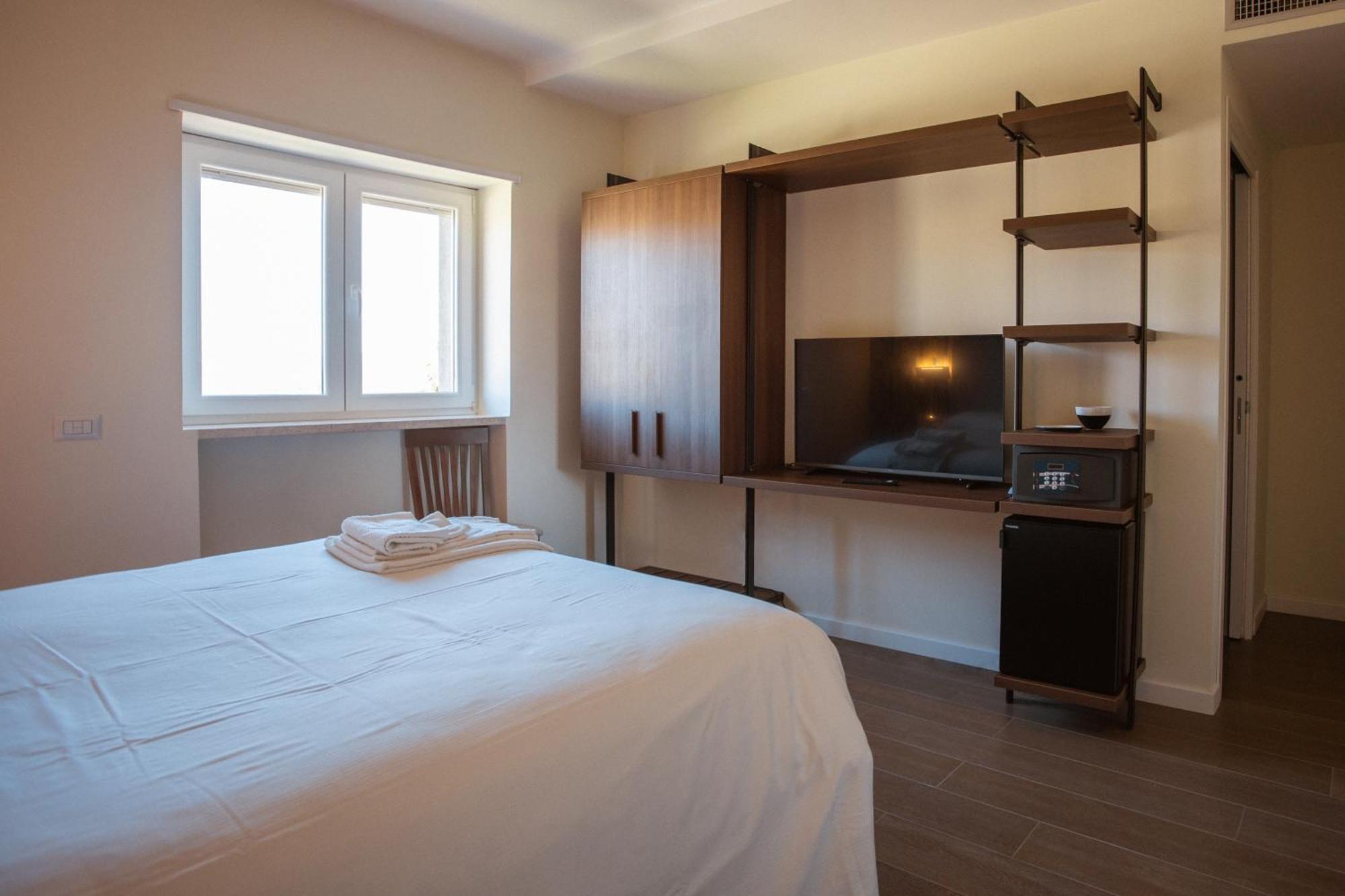 Tre Cancelli Rooms بوتنزا المظهر الخارجي الصورة